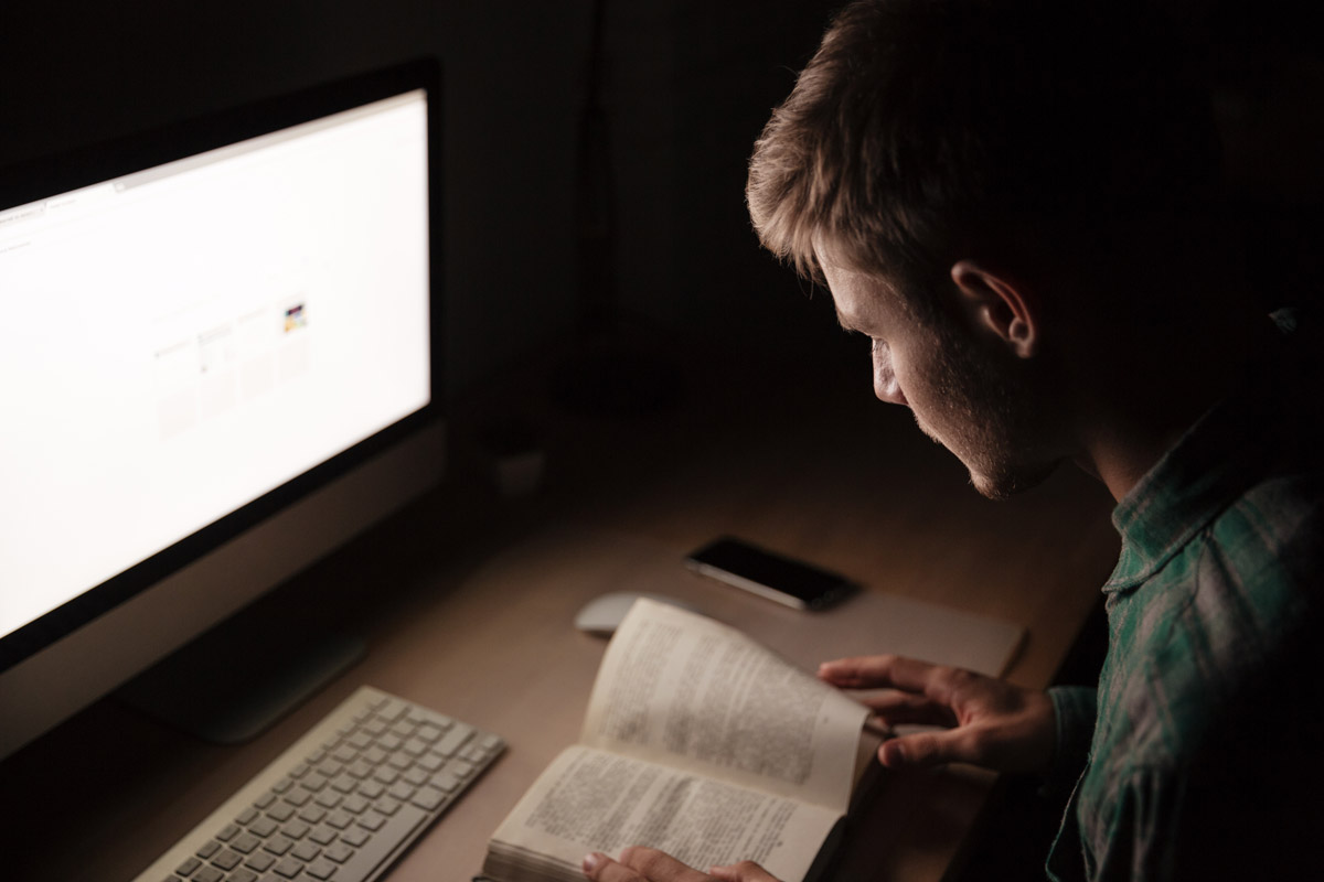 How to Blog Your Book